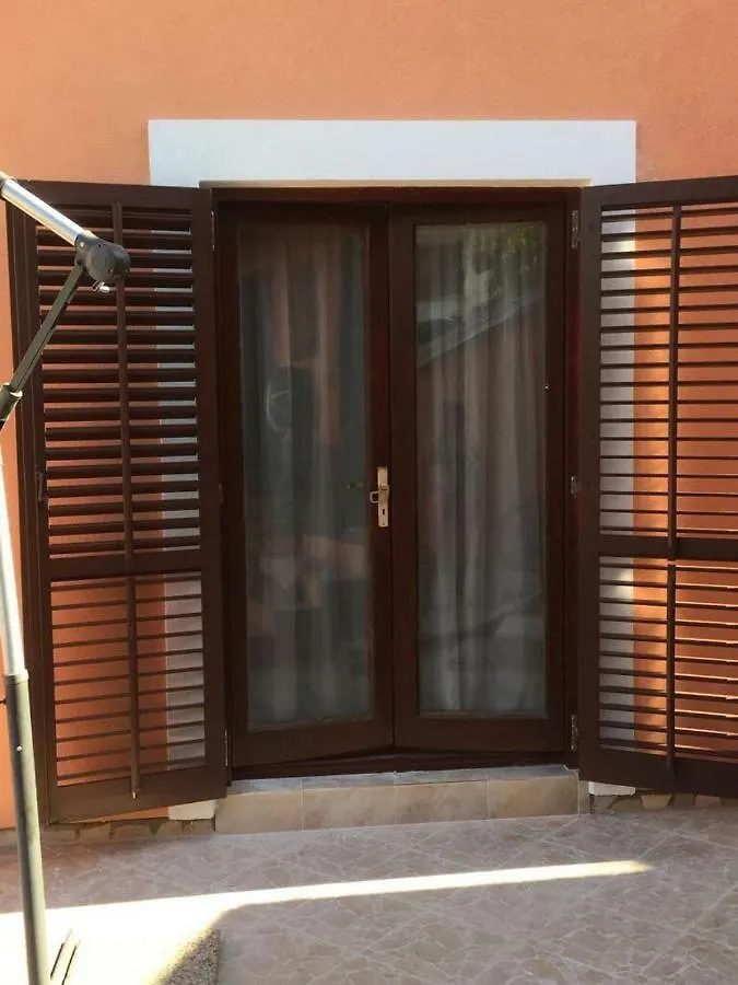 Apartment Luna Met Airco Wifi En Zwembad Novigrad Istria